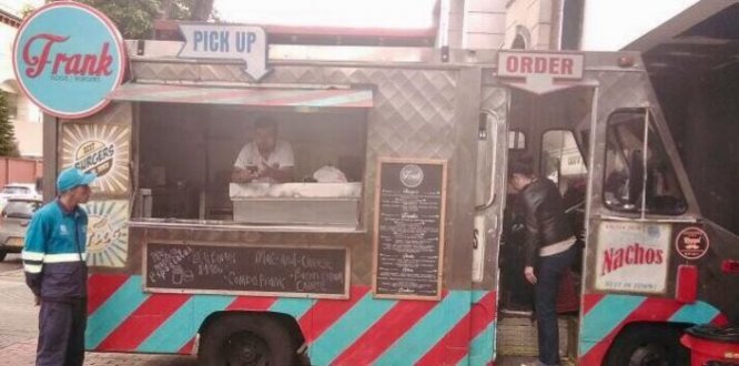138 vendedores informales de la Zona Rosa aceptaron ofertas laborales de reubicación