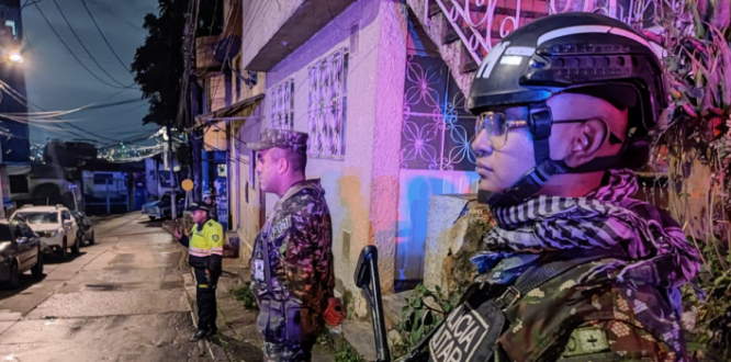 Foto de personal del ejercito en operativo de seguridad