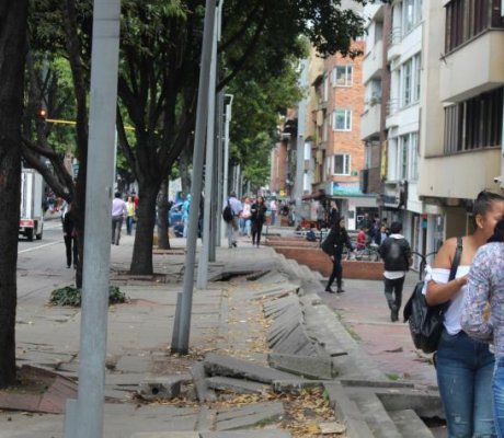 Comenzó reparación de los andenes de la 15 entre calles 72 y 88