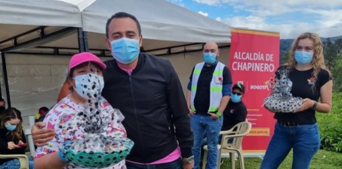 31 productores de la Vereda el Verjón fueron beneficiados con el proyecto “Es Campesino Local” 31 productores de la Vereda el Verjón fueron beneficiados con el proyecto “Es Campesino Local”