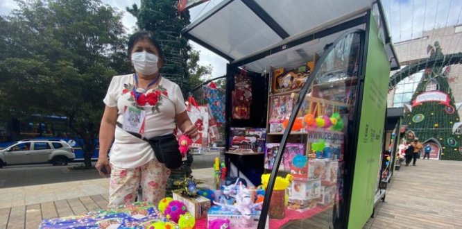 Chapinero lanza Feria de Navidad ‘LA VILLA DE SANTA’, apoyando la reactivación de los vendedores informales 