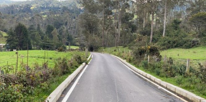Foto de la vía Teusacá Chapinero entregó obras de infraestructura vial por más de $3.000 millones
