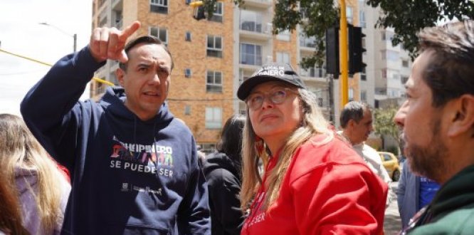Foto de recorrido de la Alcaldesa Alexandra Mejía con el Subsecretario de Gestión Local  Eduardo Garzón Torres.