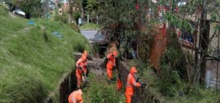 Foto de limpieza de cuerpos de agua